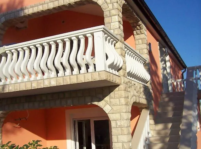 With Parking Space - 17422 * Vir